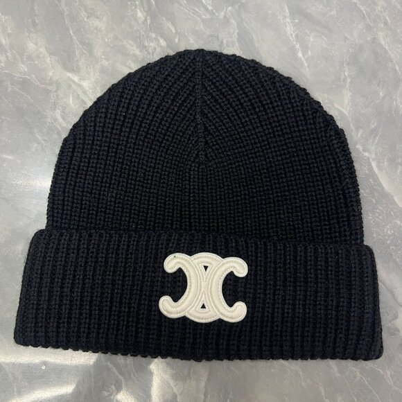 CELINE Wool Beanie Arc de Triomphe Patch Beanie - Picture 9 of 9